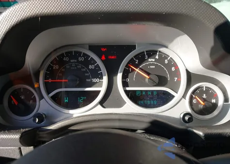 2010 Jeep Wrangler Sport z USA, uszkodzony, nr VIN 1J4AA2D1XAL226251